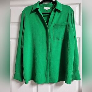Maison D'Amelie Paris - NWOT- Kelly Green Button-Up Shirt Size L